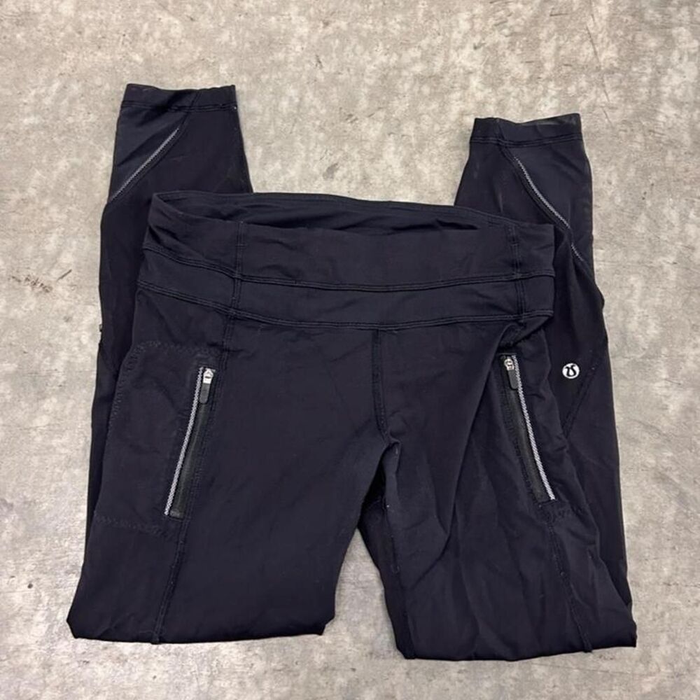 Lululemon Women's Black and Navy Leggings